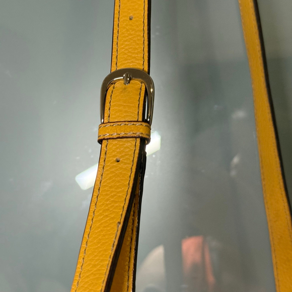 Tignanello Leather Crossbody Bag Yellow Silver Adjustable Strap - Picture 4 of 9